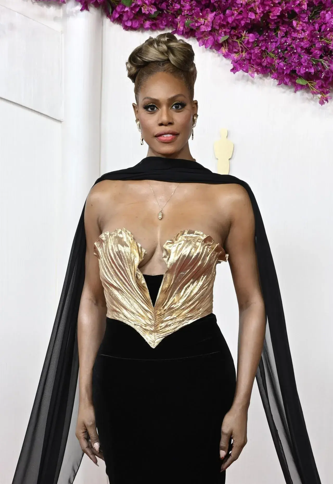 LAVERNE COX PHOTOSHOOT AT OSCARS 2024 RED CARPET IN BEVERLY HILLS 3